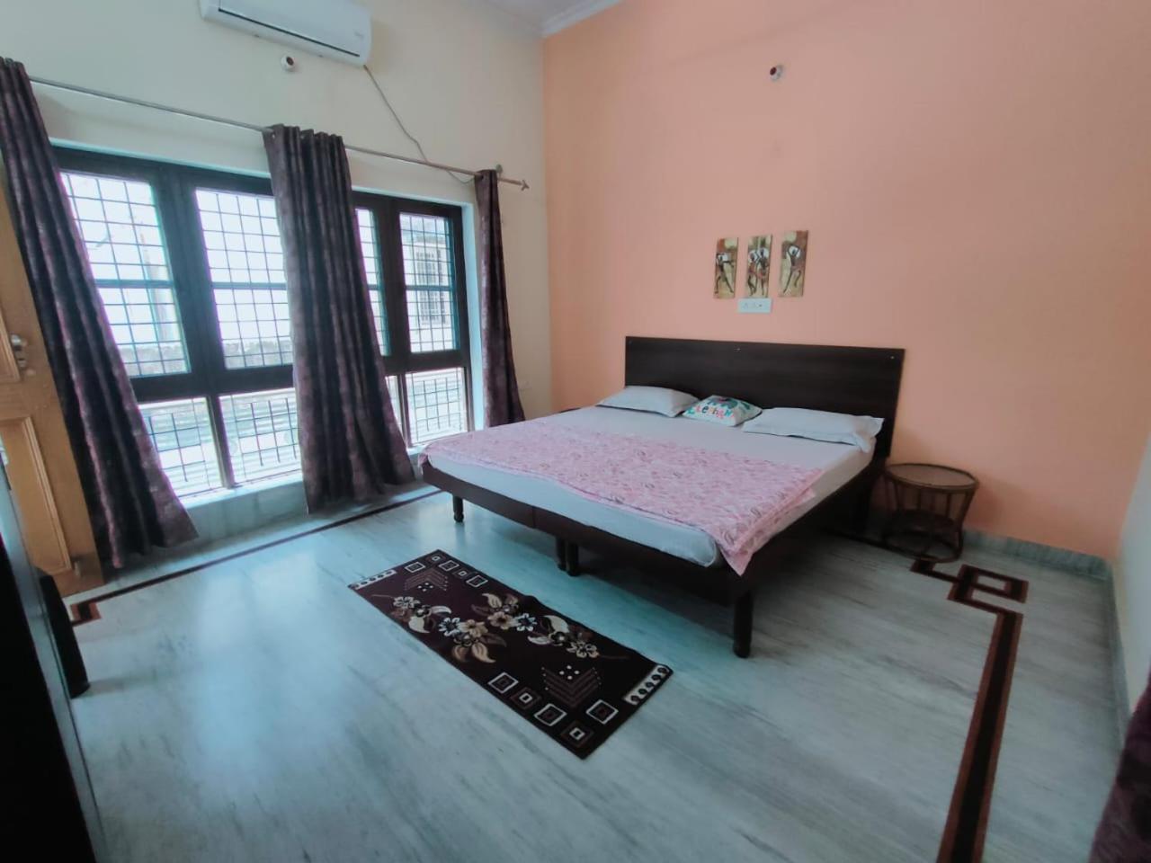 Nature View Homestay Dehradun Bilik gambar